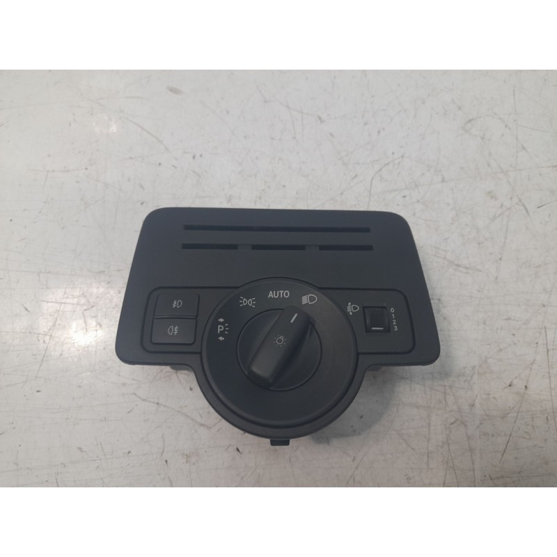 Recambio de mando luces para mercedes-benz vito kasten 109/110/111/114 cdi fwd compacta (447.601) referencia OEM IAM 4479058200 