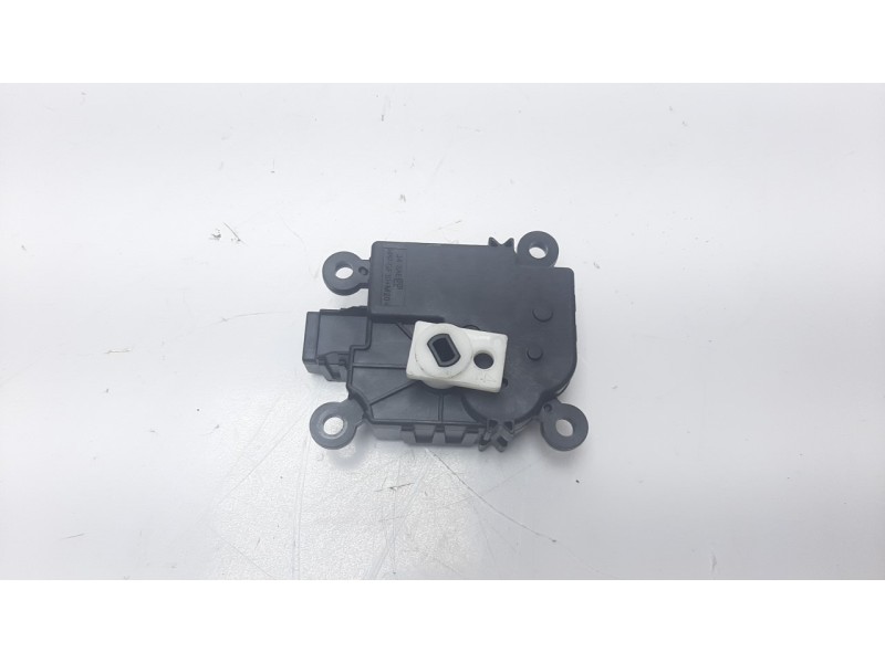 Recambio de motor calefaccion para mazda 3 berlina (bp) referencia OEM IAM 27731F531AG  