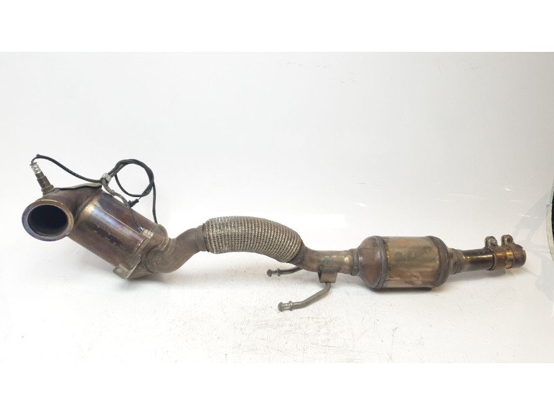 Recambio de catalizador para seat arona xcellence referencia OEM IAM 2Q0131723G  2Q0131701AH  