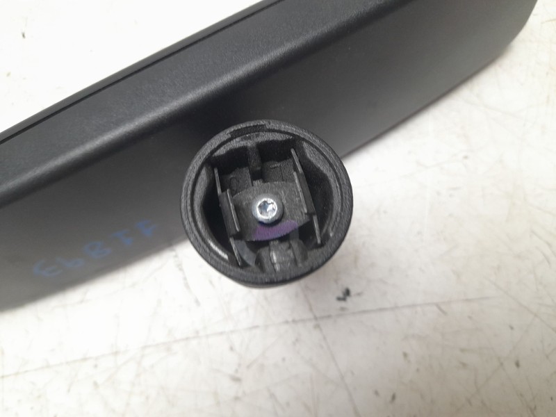 Recambio de retrovisor interior para volkswagen polo advance referencia OEM IAM A046767  