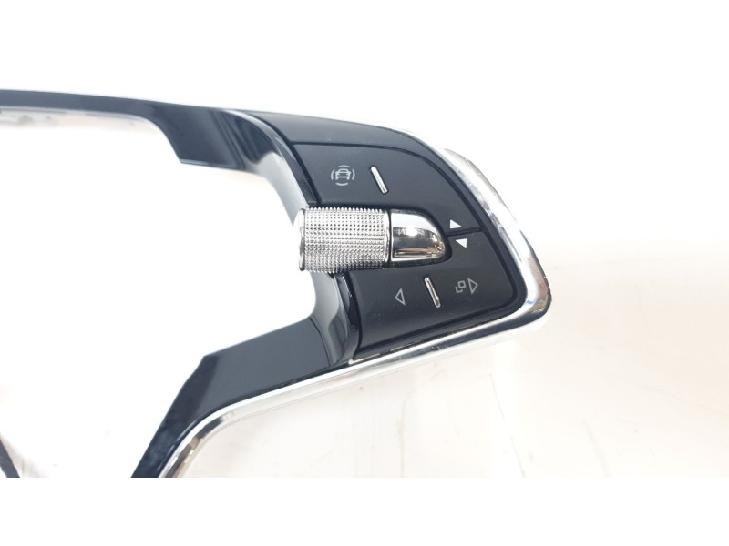 Recambio de mando volante para skoda kamiq (nw4) 1.5 tsi referencia OEM IAM 5E3419093AJ  