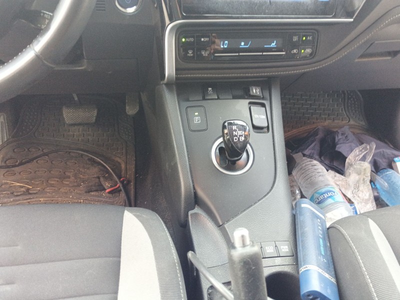 Recambio de palanca cambio para toyota auris (_e18_) 1.8 hybrid (zwe186_) referencia OEM IAM   