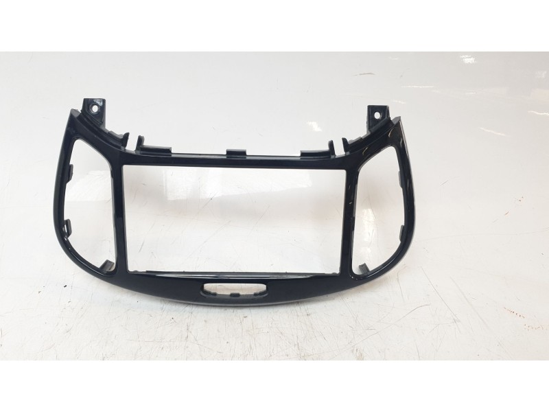 Recambio de moldura para nissan juke (f15) ultimate edition referencia OEM IAM 68260BX60A  