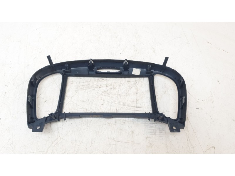 Recambio de moldura para nissan juke (f15) ultimate edition referencia OEM IAM 68260BX60A  