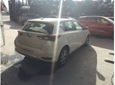 toyota auris (_e18_) del año 2017 2