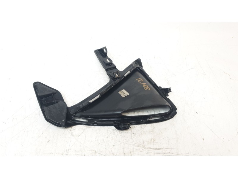 Recambio de rejilla paragolpes izquierda para lexus is iii (_e3_) 300h (ave30_) referencia OEM IAM 5311353180  