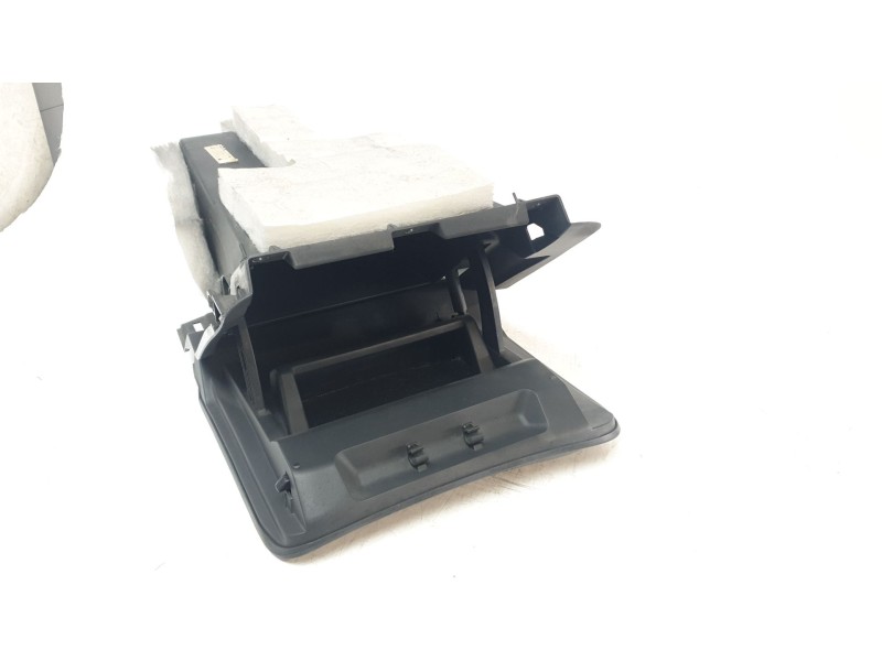 Recambio de guantera para nissan juke (f15) ultimate edition referencia OEM IAM 685101KP0A  