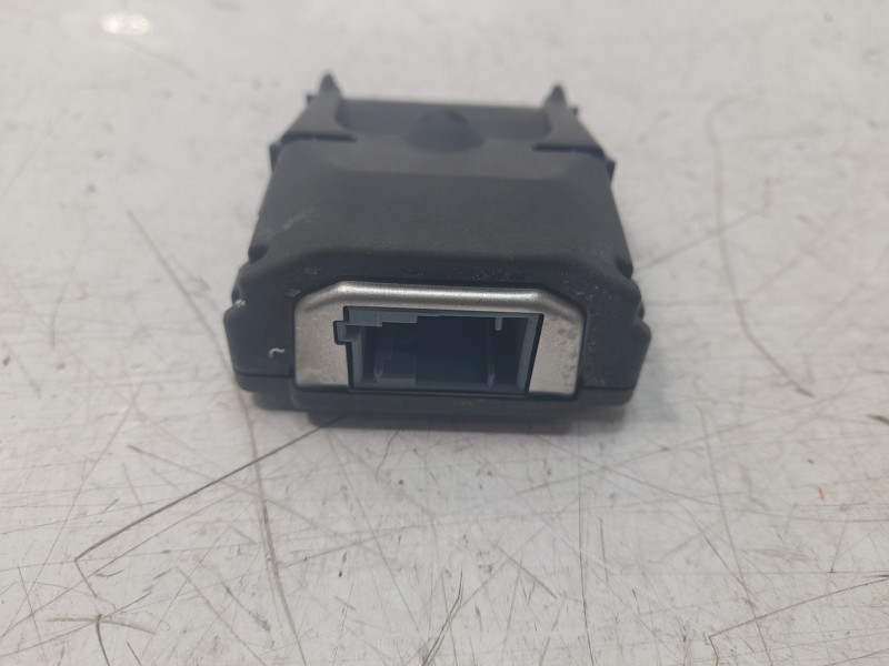 Recambio de camara vision frontal para opel corsa f 1.2 referencia OEM IAM   
