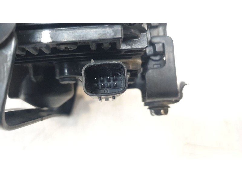 Recambio de modulo electronico para lexus is iii (_e3_) 300h (ave30_) referencia OEM IAM 8821048070  