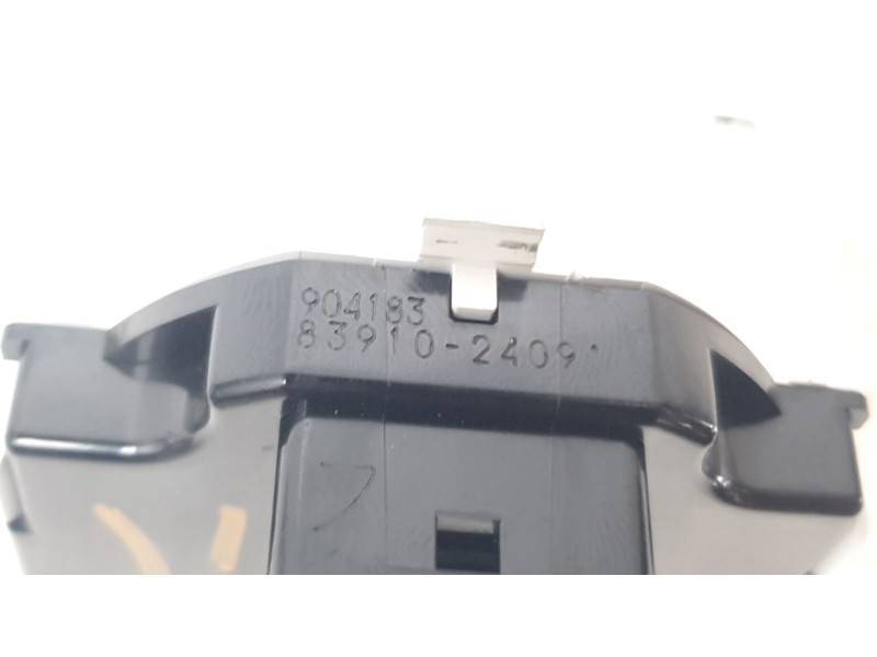 Recambio de pantalla multifuncion para lexus rc referencia OEM IAM 8391024091  