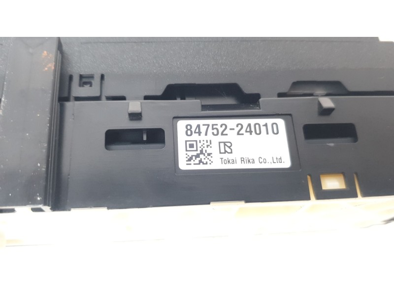 Recambio de interruptor para lexus rc referencia OEM IAM 8475224010  