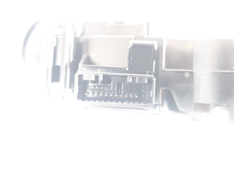 Recambio de mando multifuncion para lexus rc referencia OEM IAM 8414024160  8465230650  