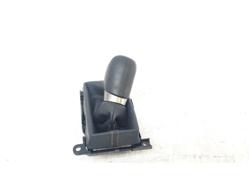 Recambio de pomo palanca cambio para lexus rc referencia OEM IAM 5882224090  
