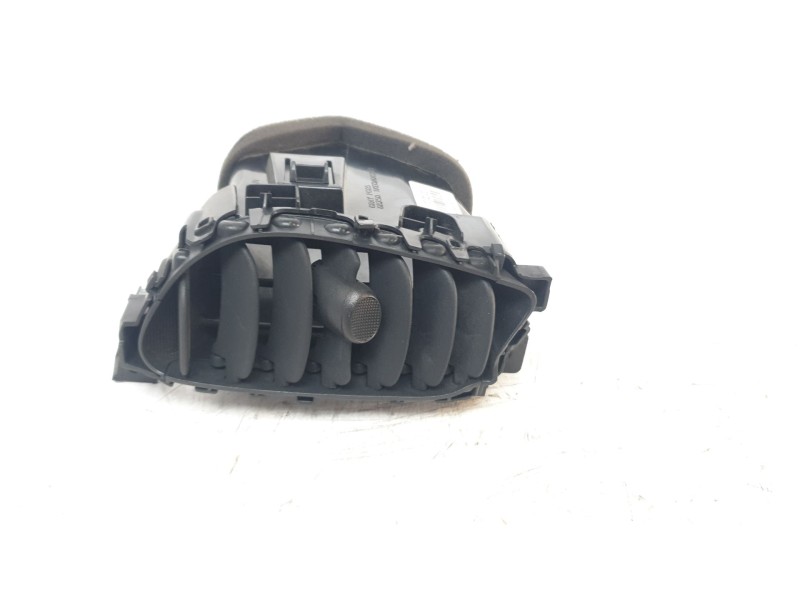 Recambio de aireador central derecho para nissan juke (f15) ultimate edition referencia OEM IAM   