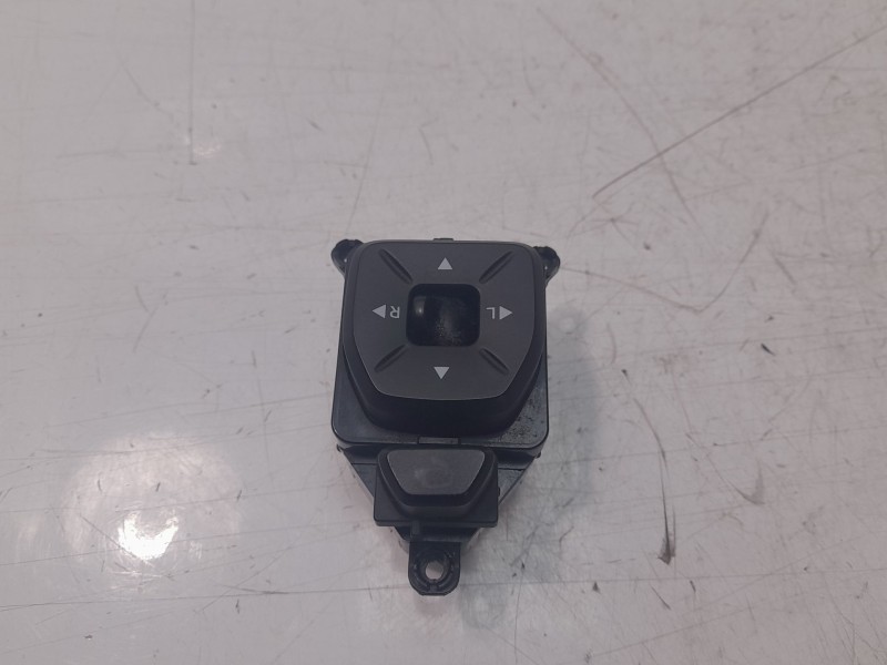 Recambio de mando retrovisor para hyundai ix35 1.7 crdi cat referencia OEM IAM 3834801110  
