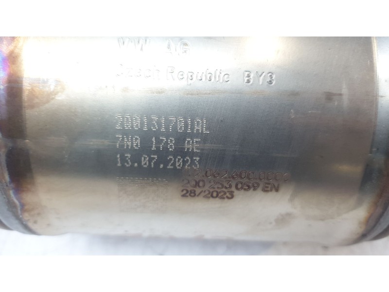 Recambio de catalizador para skoda kamiq (nw4) 1.5 tsi referencia OEM IAM 2Q0131701AL  2Q0253059EN  