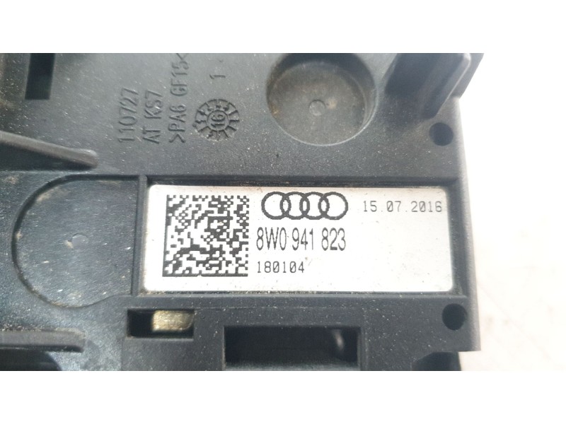 Recambio de caja reles / fusibles para audi a4 avant (8w5) básico referencia OEM IAM 8W0941823  