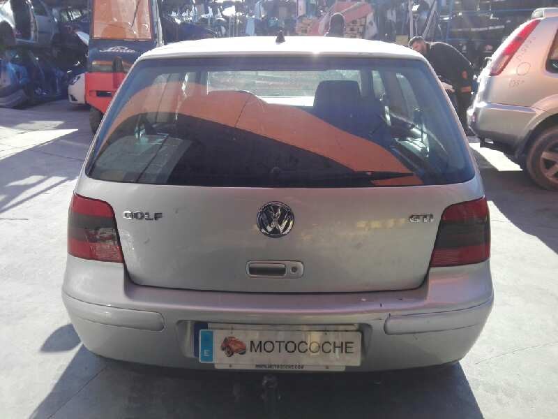 volkswagen golf iv berlina (1j1) del año 2001