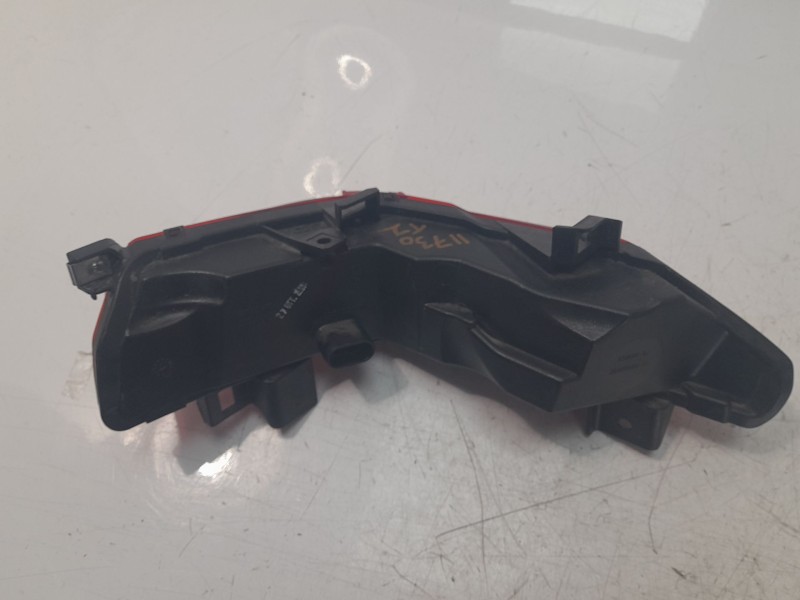 Recambio de piloto trasero izquierdo para piaggio (vespa) mp3 400 hpe referencia OEM IAM 320676DX  