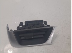 Recambio de aireador izquierdo para renault captur ii techno referencia OEM IAM 687611390R   2
