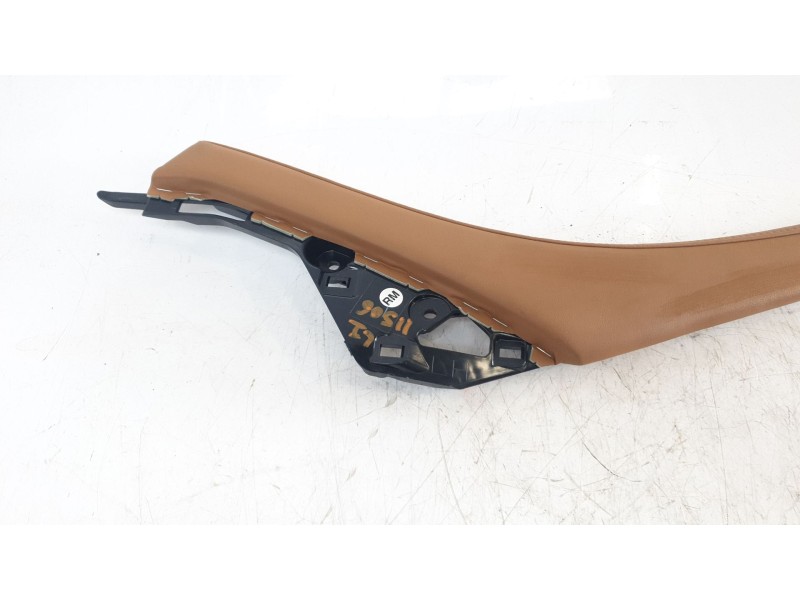 Recambio de moldura para lexus rc referencia OEM IAM 5501224100  