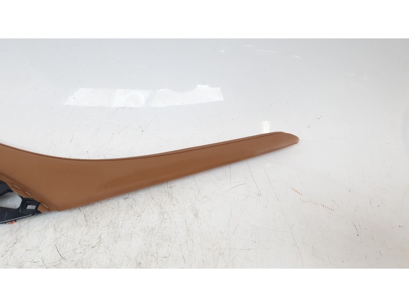 Recambio de moldura para lexus rc referencia OEM IAM 5501224100  