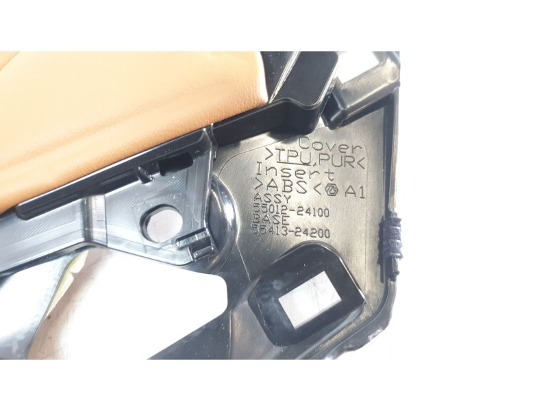 Recambio de moldura para lexus rc referencia OEM IAM 5501224100  