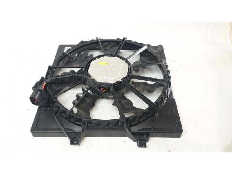 Recambio de electroventilador para hyundai tucson (nx) maxx silver 2wd referencia OEM IAM 25304N7071  