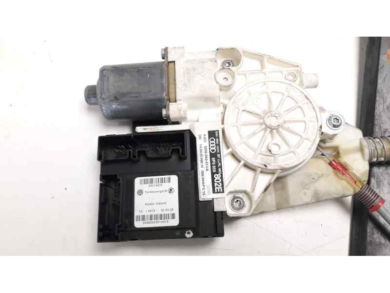 Recambio de elevalunas delantero derecho para audi a3 sportback (8p) 2.0 tdi referencia OEM IAM 8P4837462C 106021516 113638
