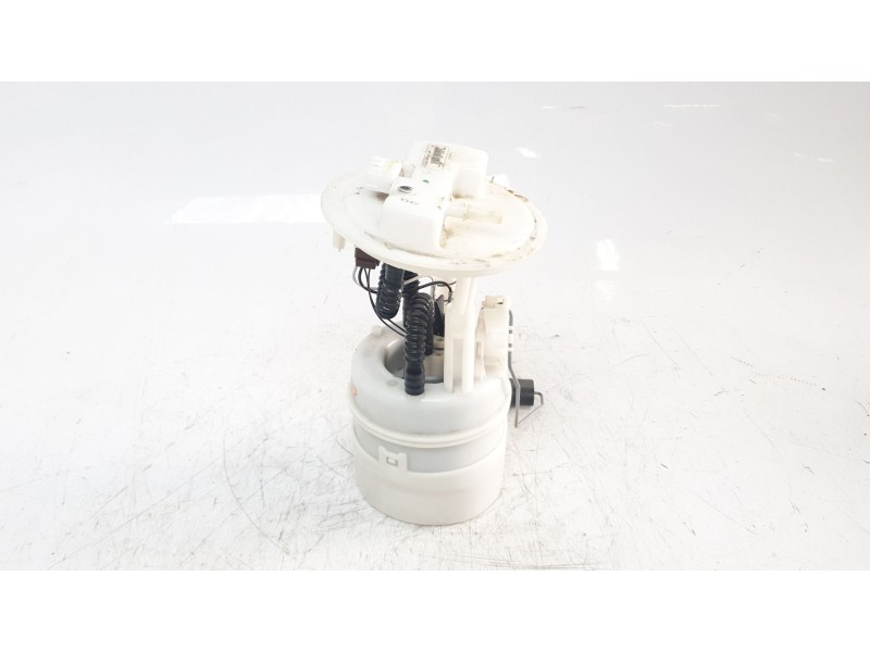 Recambio de bomba combustible para nissan juke (f15) ultimate edition referencia OEM IAM 100023477  