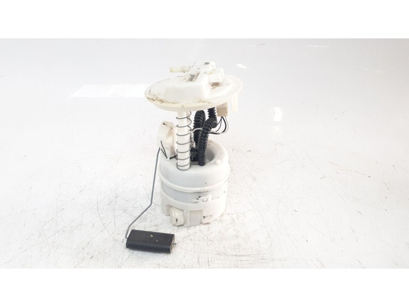 Recambio de bomba combustible para nissan juke (f15) ultimate edition referencia OEM IAM 100023477  