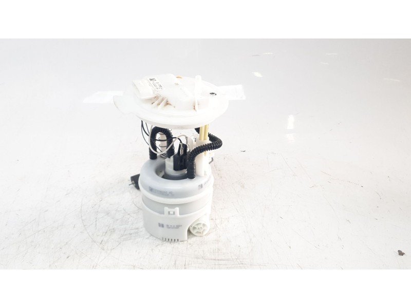 Recambio de bomba combustible para dacia duster iii eco-g 100 essential referencia OEM IAM 172906349R  