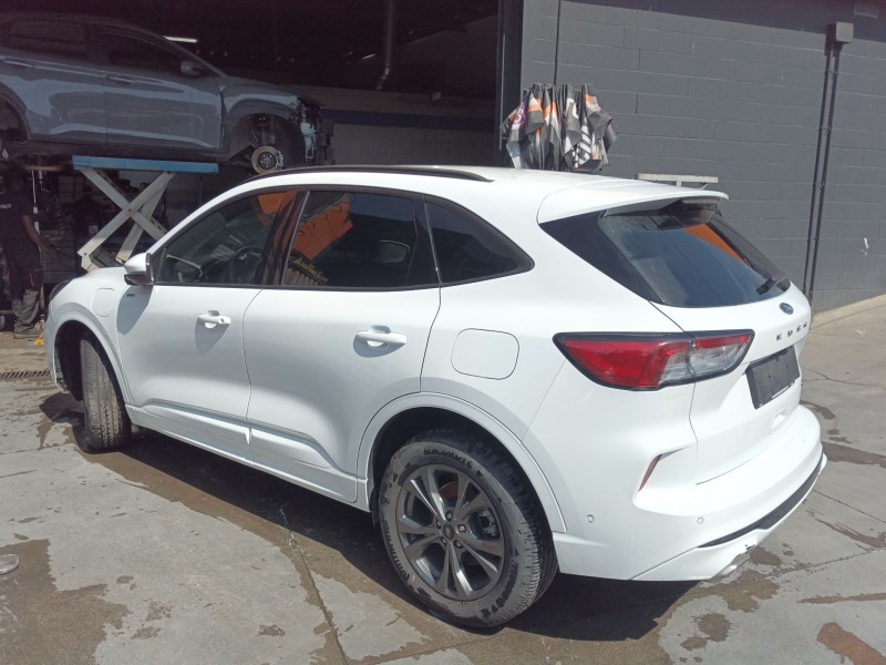 ford kuga iii (dfk) del año 2022