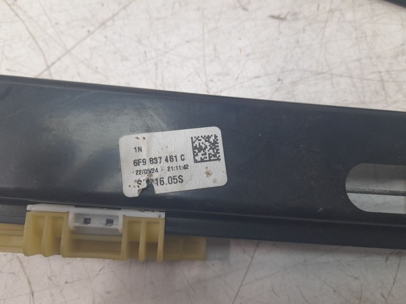 Recambio de elevalunas delantero izquierdo para seat arona xcellence referencia OEM IAM 6F9837461C  