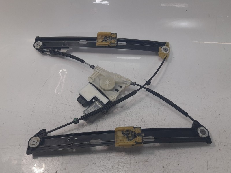 Recambio de elevalunas delantero izquierdo para seat arona xcellence referencia OEM IAM 6F9837461C  