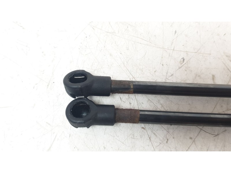 Recambio de amortiguadores maletero / porton para nissan juke (f15) ultimate edition referencia OEM IAM 90451BV82A  90450BV82A  