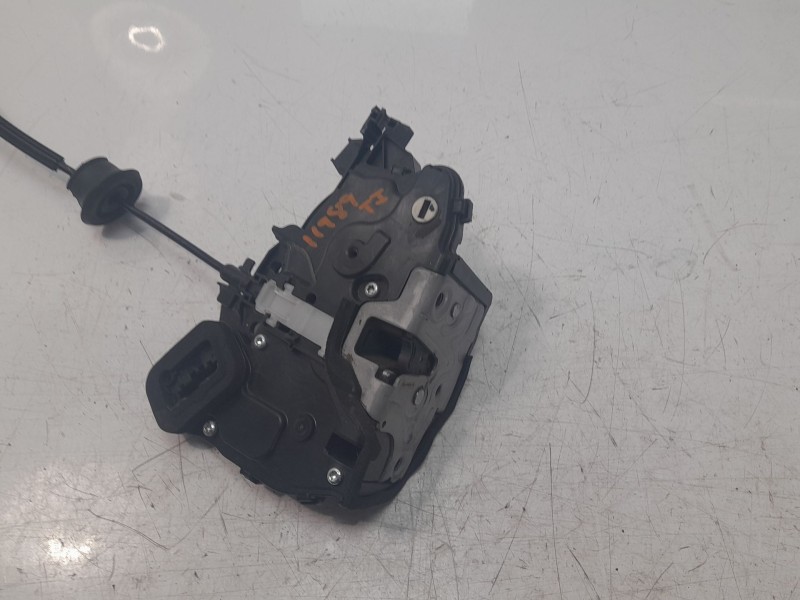 Recambio de cerradura puerta trasera izquierda para seat arona xcellence referencia OEM IAM 10A839015B  