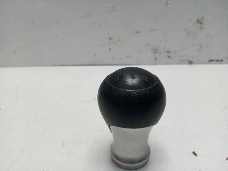 Recambio de pomo palanca cambio para kia rio (yb) 1.2 cat referencia OEM IAM   