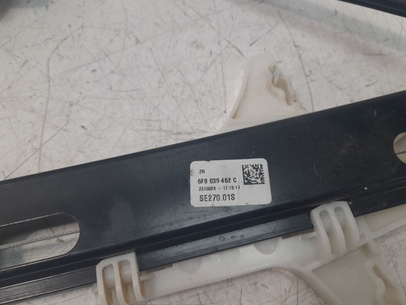 Recambio de elevalunas trasero derecho para seat arona xcellence referencia OEM IAM 6F0839462C  