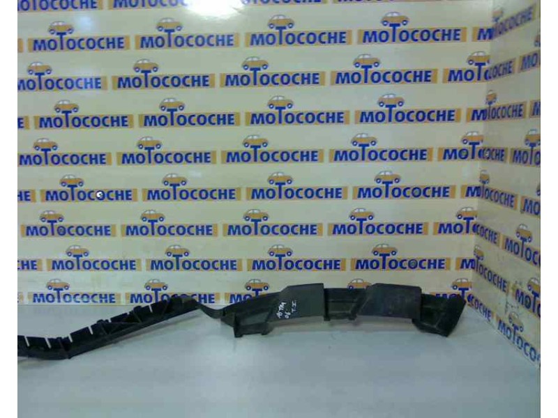 Recambio de molduras traseras para opel astra h berlina referencia OEM IAM   