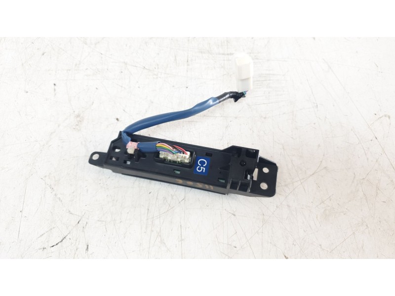 Recambio de modulo electronico para lexus rc referencia OEM IAM 76L796LHD  