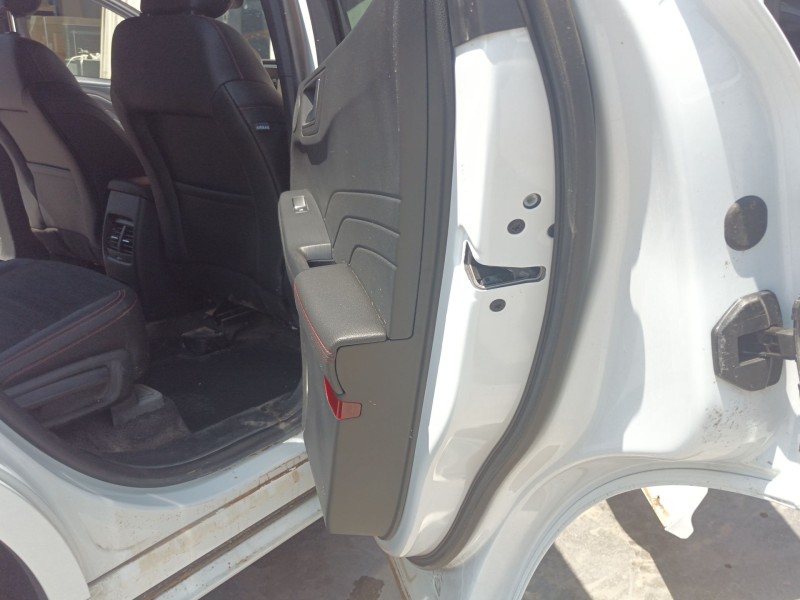 Recambio de cerradura puerta trasera derecha para ford kuga iii (dfk) 2.5 fhev referencia OEM IAM   
