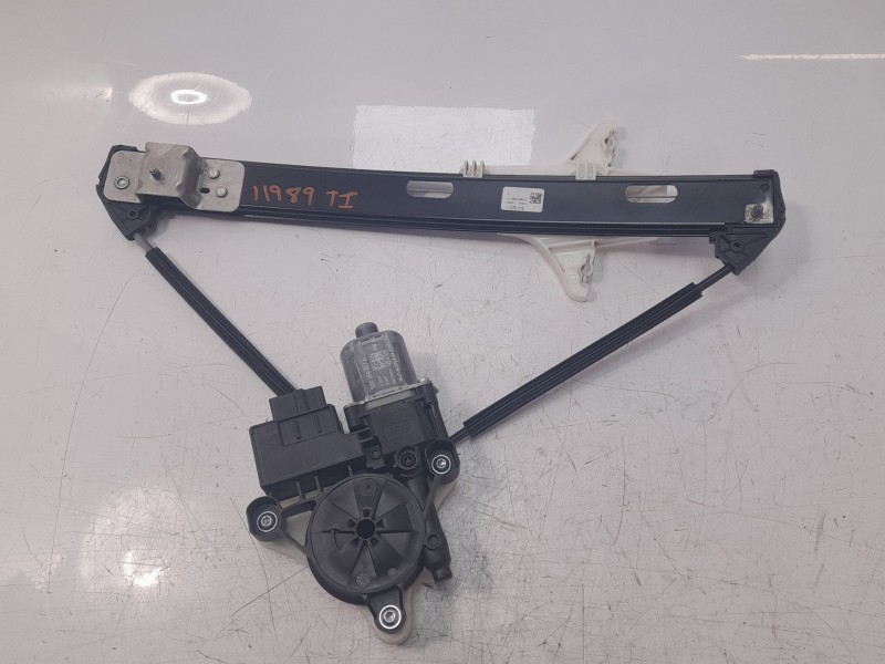 Recambio de elevalunas trasero izquierdo para seat arona xcellence referencia OEM IAM 6F0839461C  