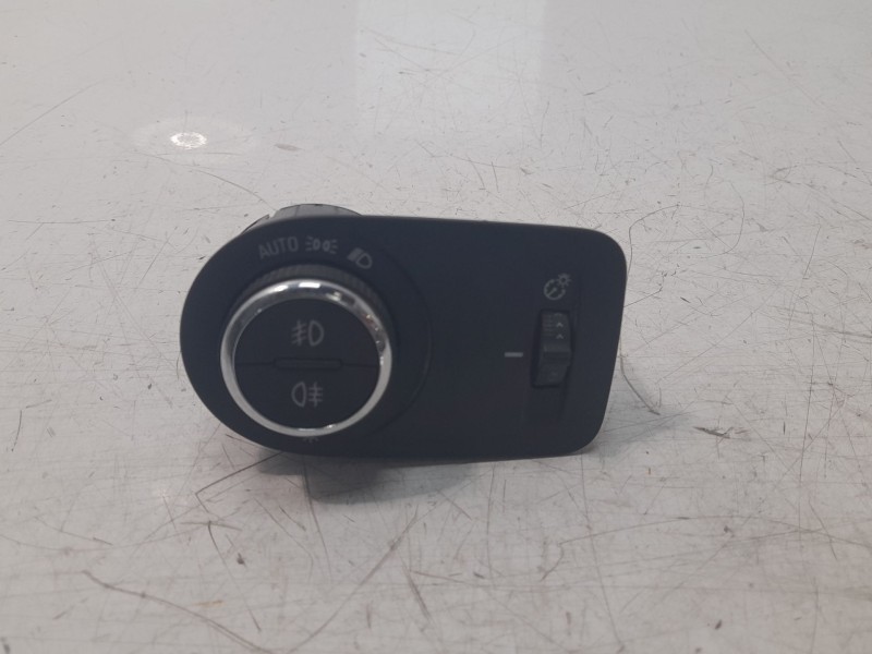 Recambio de mando luces para opel astra k lim. 5türig dynamic referencia OEM IAM 39050760  