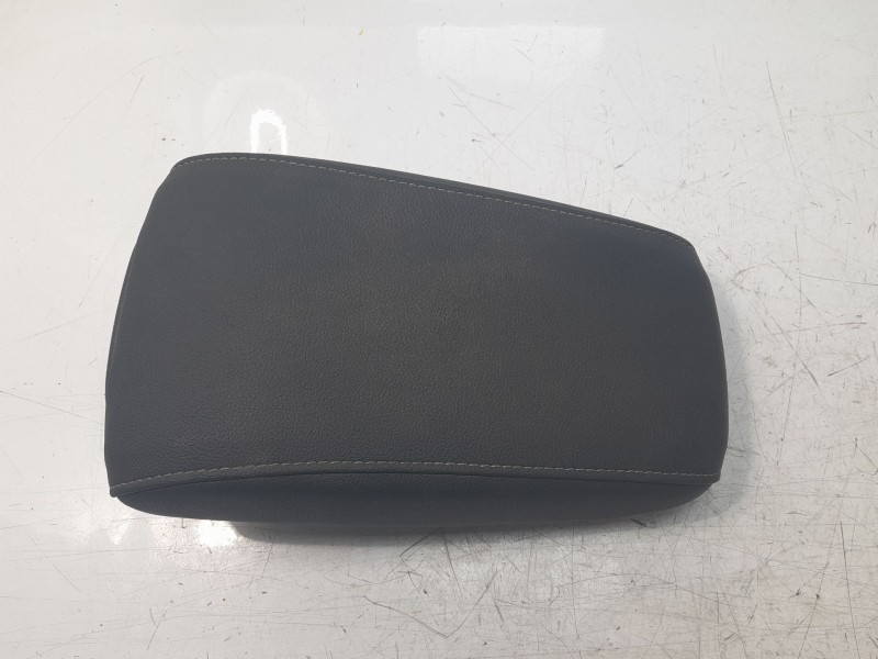 Recambio de apoyabrazos central para opel astra k lim. 5türig dynamic referencia OEM IAM 39108523  