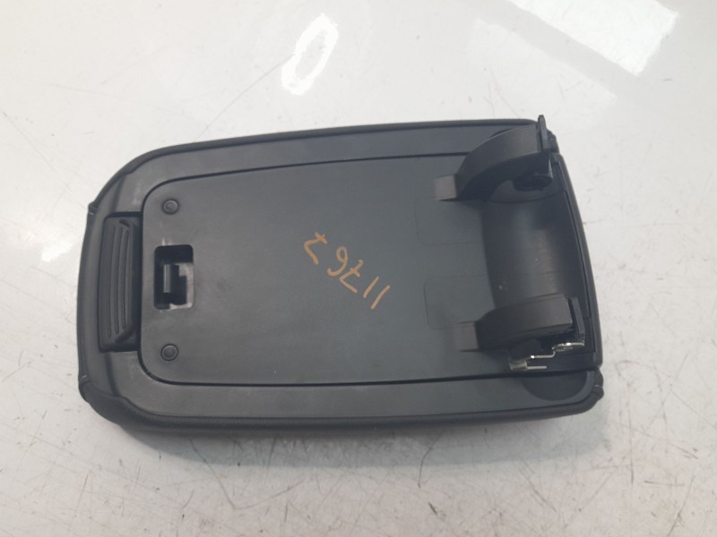 Recambio de apoyabrazos central para opel astra k lim. 5türig dynamic referencia OEM IAM 39108523  