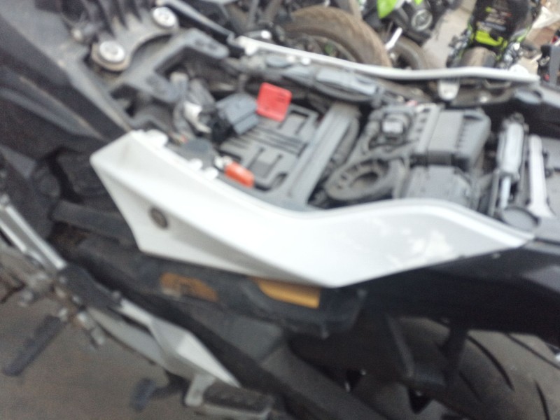 Recambio de moldura para bmw f (801cc - ) f 900 r (4r90) referencia OEM IAM   