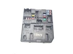 CAJA RELES / FUSIBLES 284B75NA1A 