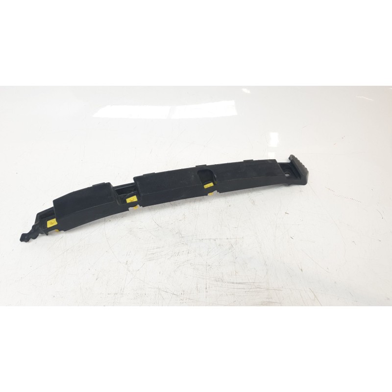 Recambio de soporte paragolpes trasero izquierdo para kia niro referencia OEM IAM 86651AT000  