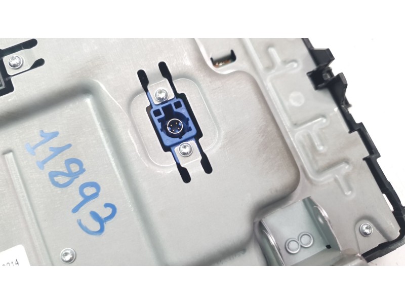 Recambio de pantalla multifuncion para volkswagen polo advance referencia OEM IAM 5G6919605A  